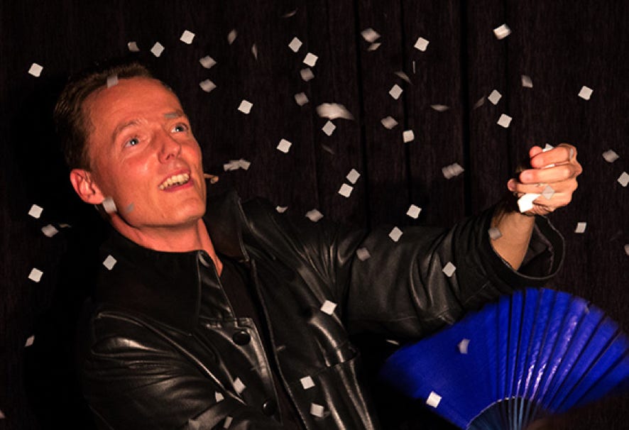 Philipp Schwarz - mit Rose